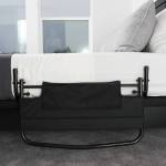 Das Gitter lässt sich einfach herunterklappen.